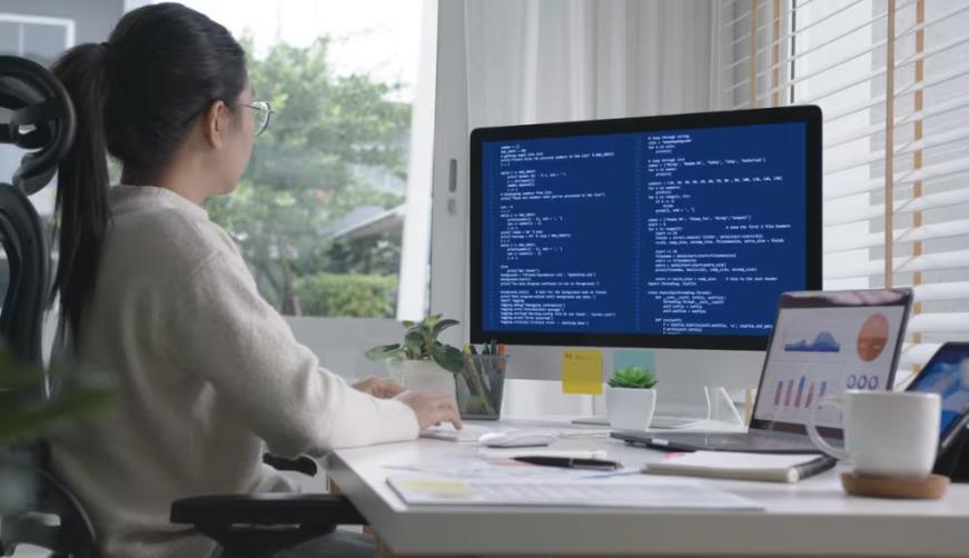 龙海市企业数字化解决方案：机器学习赋能商业模式升级的核心路径